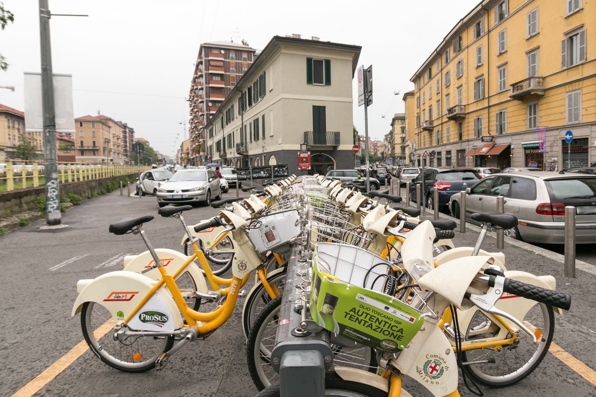 Pit Stop Navigli Milano Ngoại thất bức ảnh
